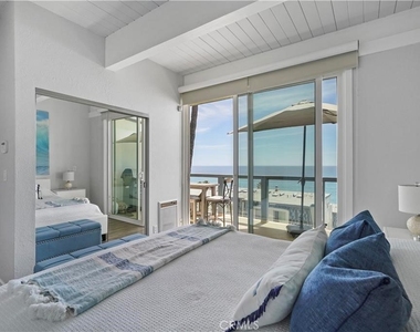 11940 Oceanaire Lane - Photo Thumbnail 2