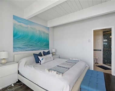 11940 Oceanaire Lane - Photo Thumbnail 19