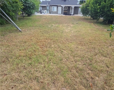 6704 Rhea - Photo Thumbnail 6