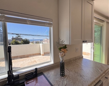 1734 Prospect Ave - Photo Thumbnail 9