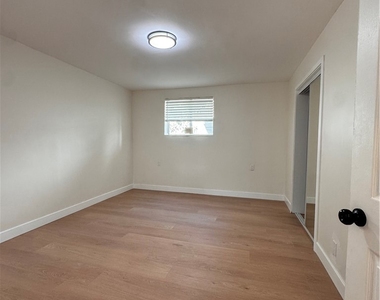 1734 Prospect Ave - Photo Thumbnail 19