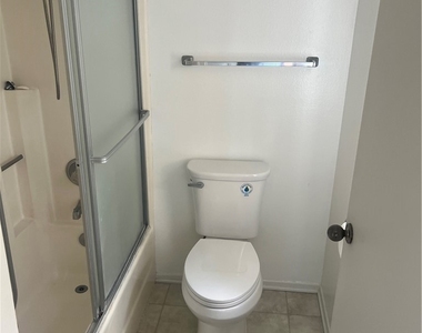 1441 Brett Place - Photo Thumbnail 32