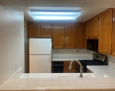 1441 Brett Place - Photo Thumbnail 3