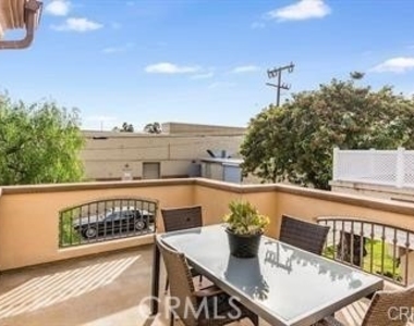 2113 Mathews - Photo Thumbnail 6