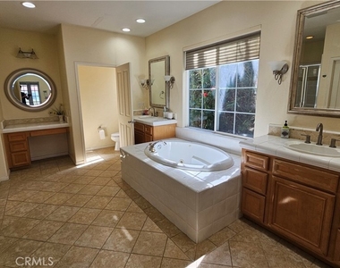 7317 Dunbarton - Photo Thumbnail 23