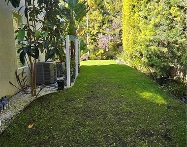 7317 Dunbarton - Photo Thumbnail 19