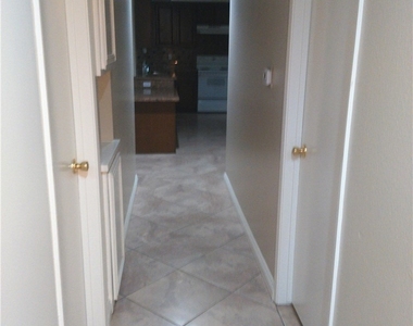 17320 Mapes Avenue - Photo Thumbnail 5