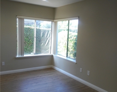 17320 Mapes Avenue - Photo Thumbnail 4