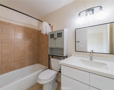 16752 Leafwood Circle - Photo Thumbnail 19