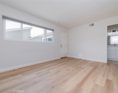 16752 Leafwood Circle - Photo Thumbnail 18