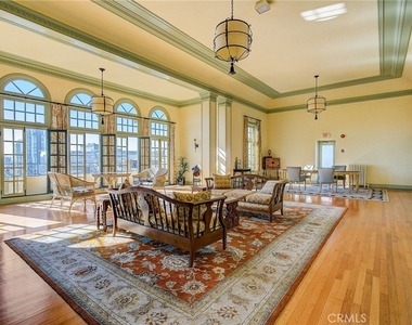 315 W 3rd Street - Photo Thumbnail 26