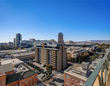 315 W 3rd Street - Photo Thumbnail 30