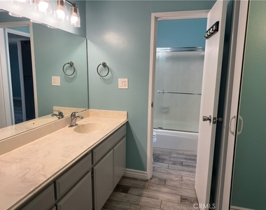 1750 E Ocean Boulevard - Photo Thumbnail 2