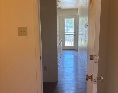10007 Cole Road - Photo Thumbnail 49