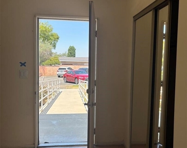 10007 Cole Road - Photo Thumbnail 32