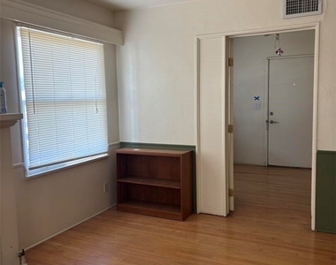 10007 Cole Road - Photo Thumbnail 42