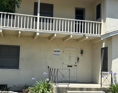 10007 Cole Road - Photo Thumbnail 3