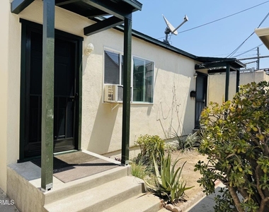 9175 E Las Tunas Drive - Photo Thumbnail 7