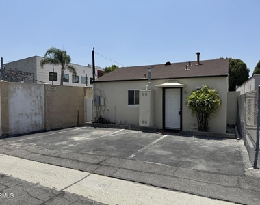 9175 E Las Tunas Drive - Photo Thumbnail 10