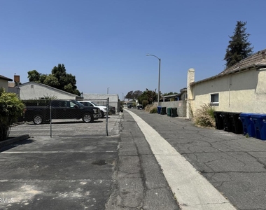 9175 E Las Tunas Drive - Photo Thumbnail 11