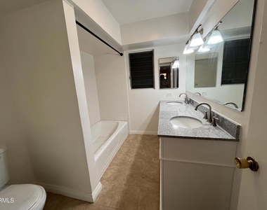 5154 Crown Avenue - Photo Thumbnail 4