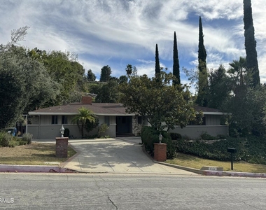 3739 Fairesta Street - Photo Thumbnail 24