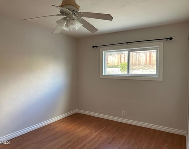3739 Fairesta Street - Photo Thumbnail 13