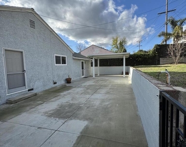 3739 Fairesta Street - Photo Thumbnail 16