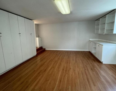 3739 Fairesta Street - Photo Thumbnail 11
