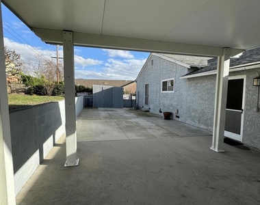 3739 Fairesta Street - Photo Thumbnail 17
