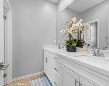 136 Modjeska - Photo Thumbnail 31