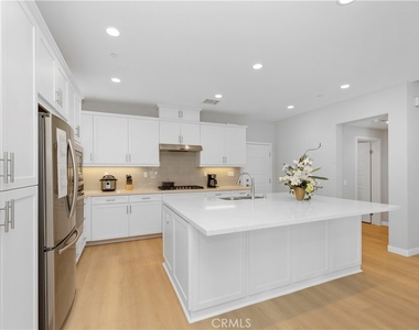 136 Modjeska - Photo Thumbnail 5