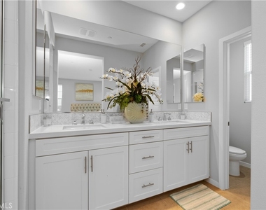 136 Modjeska - Photo Thumbnail 23