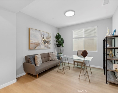 136 Modjeska - Photo Thumbnail 16