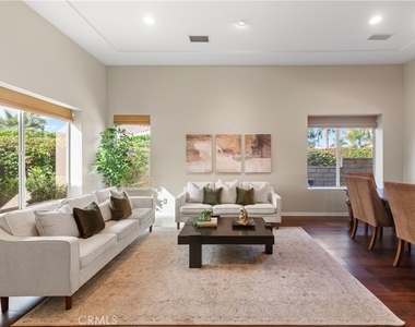 70 Rocio Court - Photo Thumbnail 5