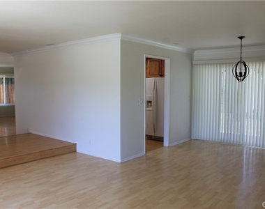 3881 Hendrix Street - Photo Thumbnail 14