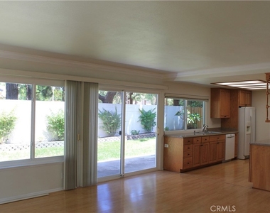 3881 Hendrix Street - Photo Thumbnail 17