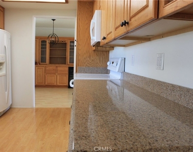 3881 Hendrix Street - Photo Thumbnail 26