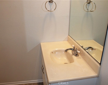 3881 Hendrix Street - Photo Thumbnail 34