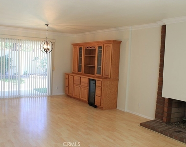 3881 Hendrix Street - Photo Thumbnail 7