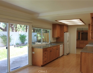 3881 Hendrix Street - Photo Thumbnail 19