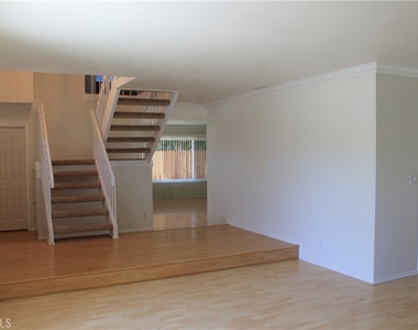 3881 Hendrix Street - Photo Thumbnail 13