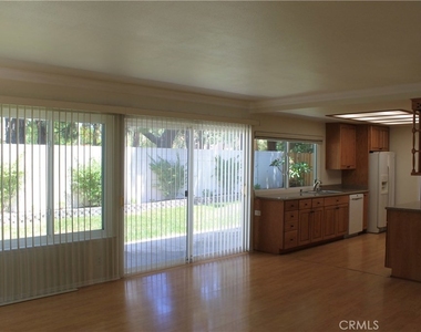 3881 Hendrix Street - Photo Thumbnail 20