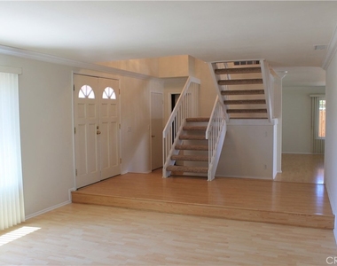3881 Hendrix Street - Photo Thumbnail 12
