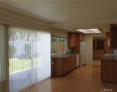 3881 Hendrix Street - Photo Thumbnail 21
