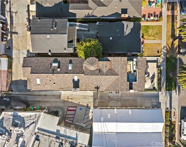 415 Marguerite Avenue - Photo Thumbnail 62