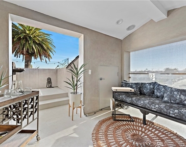 415 Marguerite Avenue - Photo Thumbnail 45