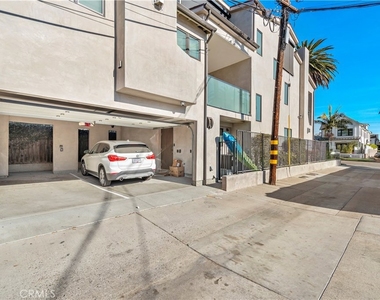 415 Marguerite Avenue - Photo Thumbnail 32