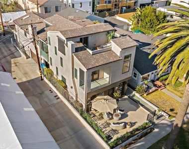 415 Marguerite Avenue - Photo Thumbnail 60