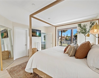 415 Marguerite Avenue - Photo Thumbnail 34
